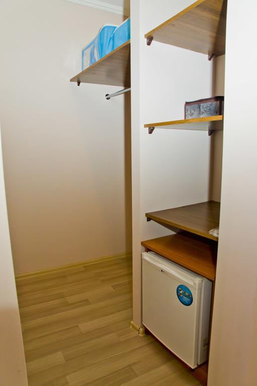 Hotel Merkuriy Lviv Room photo