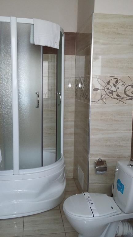 Hotel Merkuriy Lviv Room photo