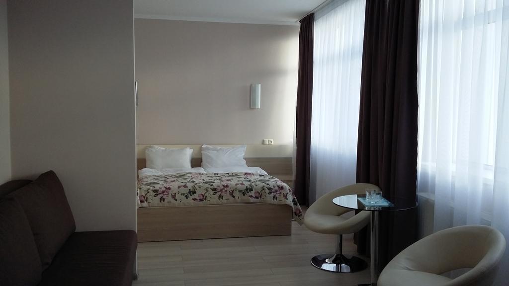 Hotel Merkuriy Lviv Room photo